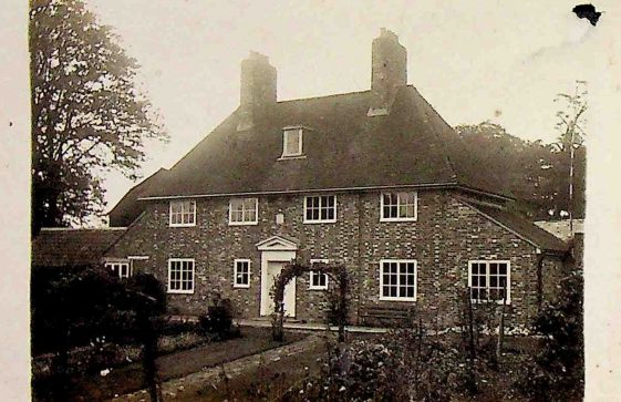 North Farm of North Street, The Mayhews and Other Residents